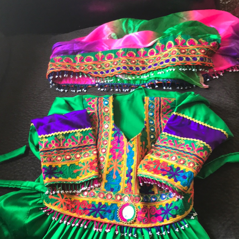 Afghani clothes